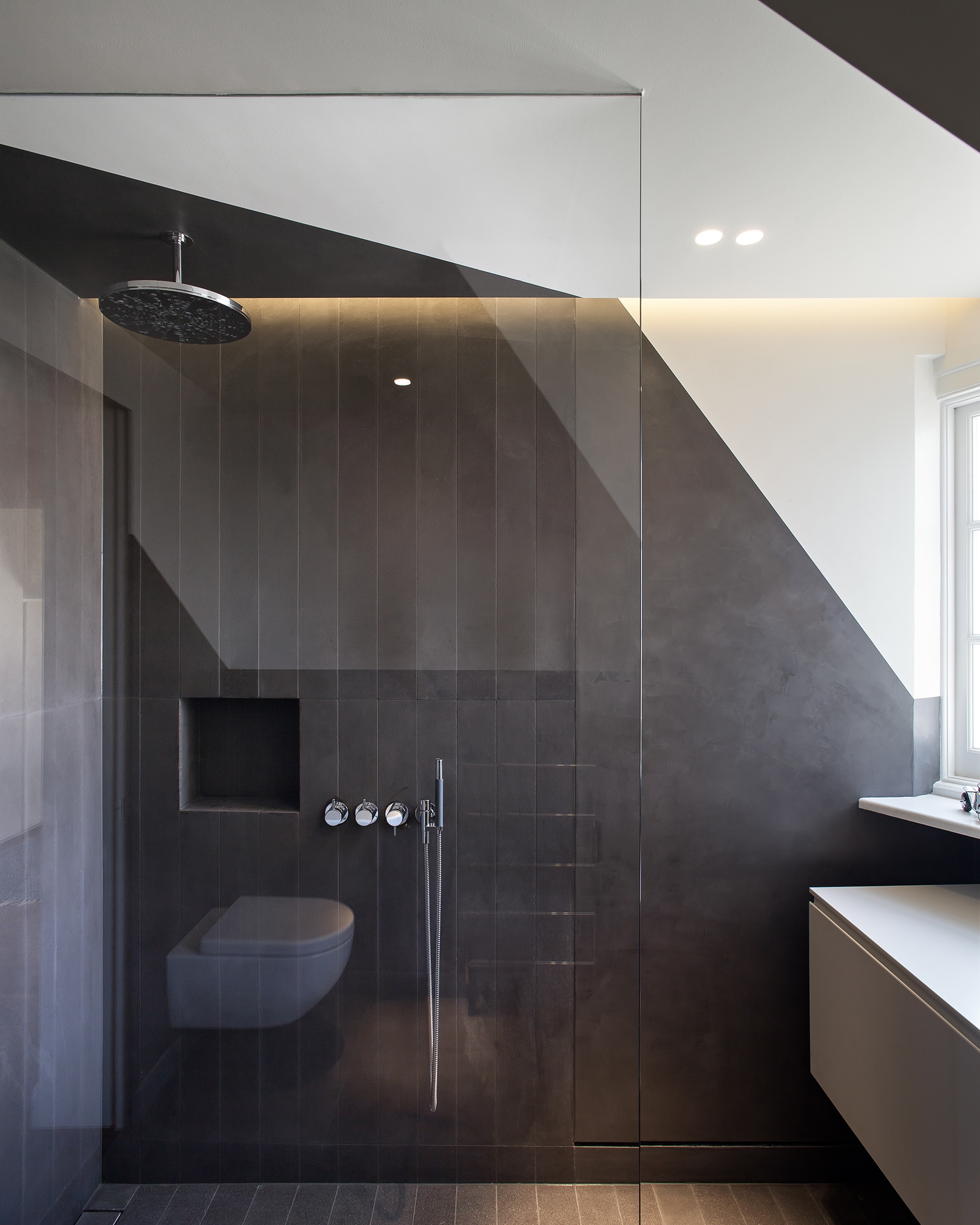 200516 MWAI bathroom contract grey white chevron tile graphic