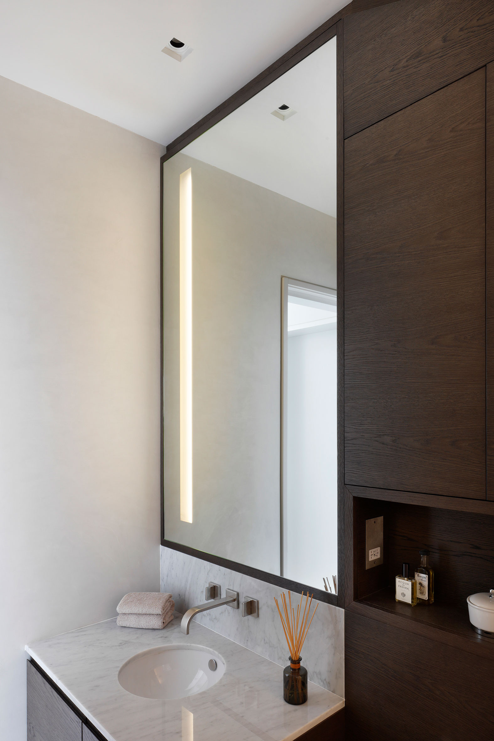 mwai chelsea bathroom wood veneer cararra marble