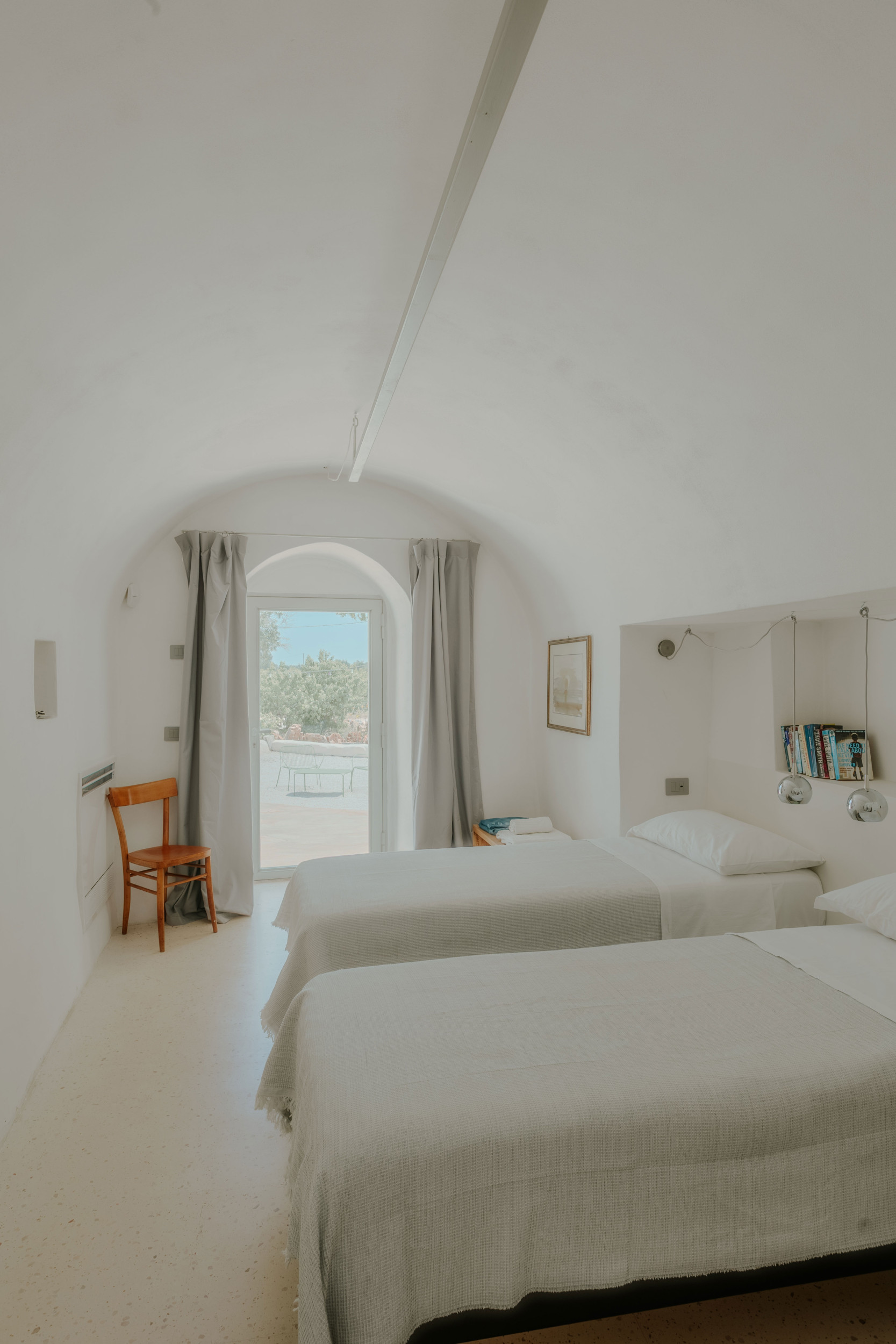 mwai TrulliMaa bedroom historic doorway