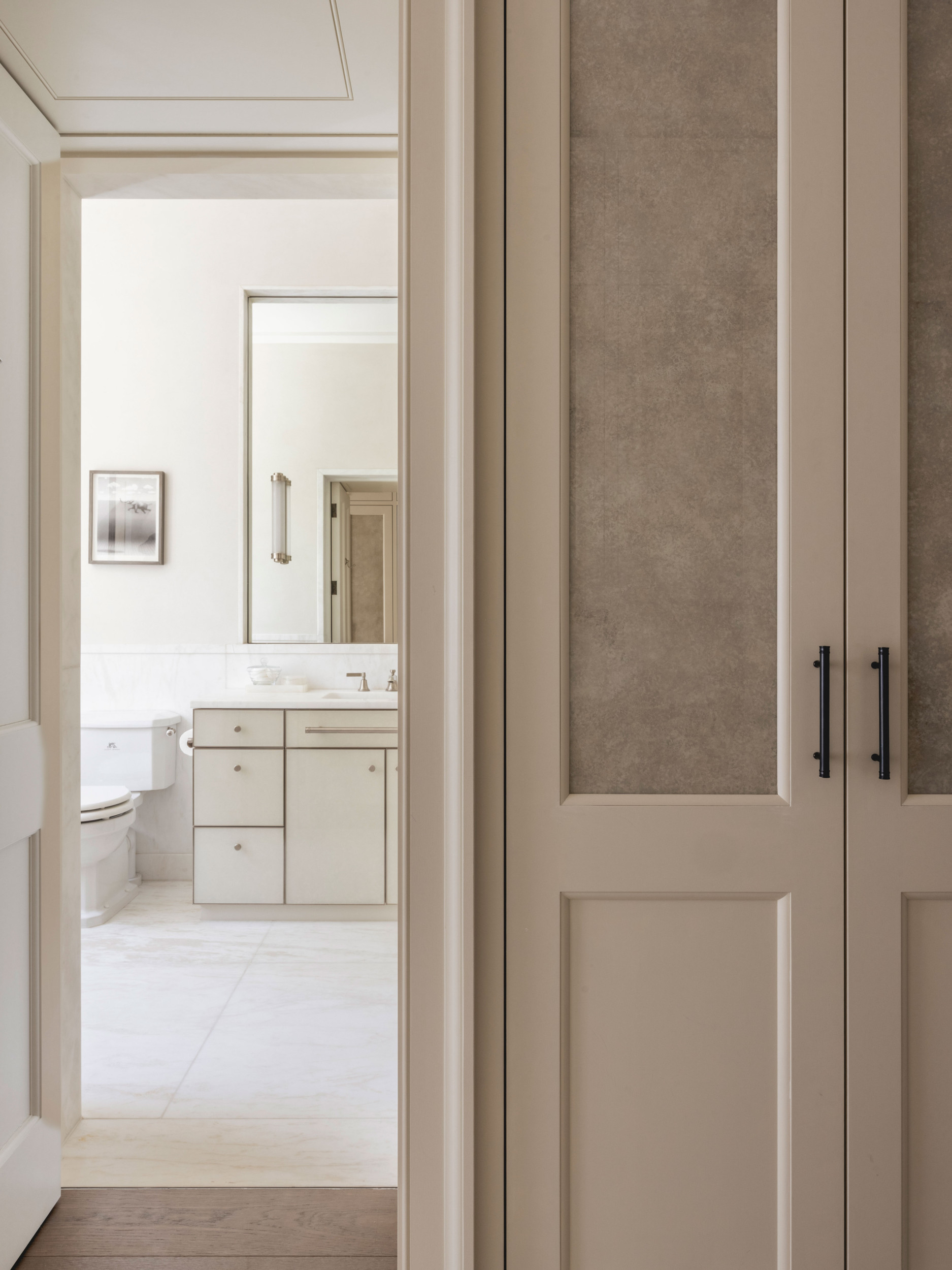 mwai chelsea home dressing shaker creme traditional glass threshold